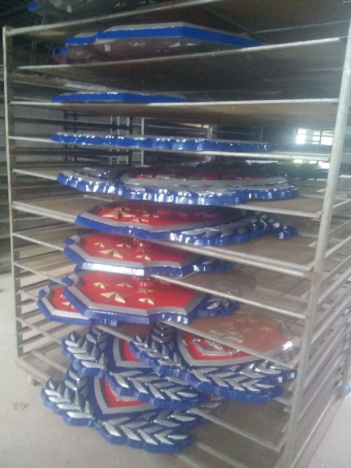 國(guó)徽制作背后的工藝技術(shù)：從雕刻到鑄造-88